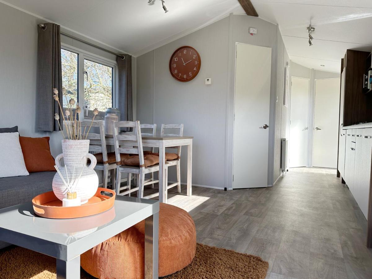 Chalet 550 Op Recreatiepark De Wielen Синт Мартен Екстериор снимка