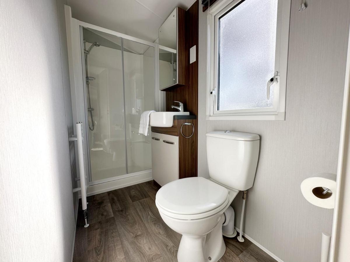 Chalet 550 Op Recreatiepark De Wielen Синт Мартен Екстериор снимка